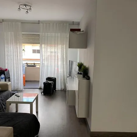 Centrico Con Mucha Luz Apartamento
